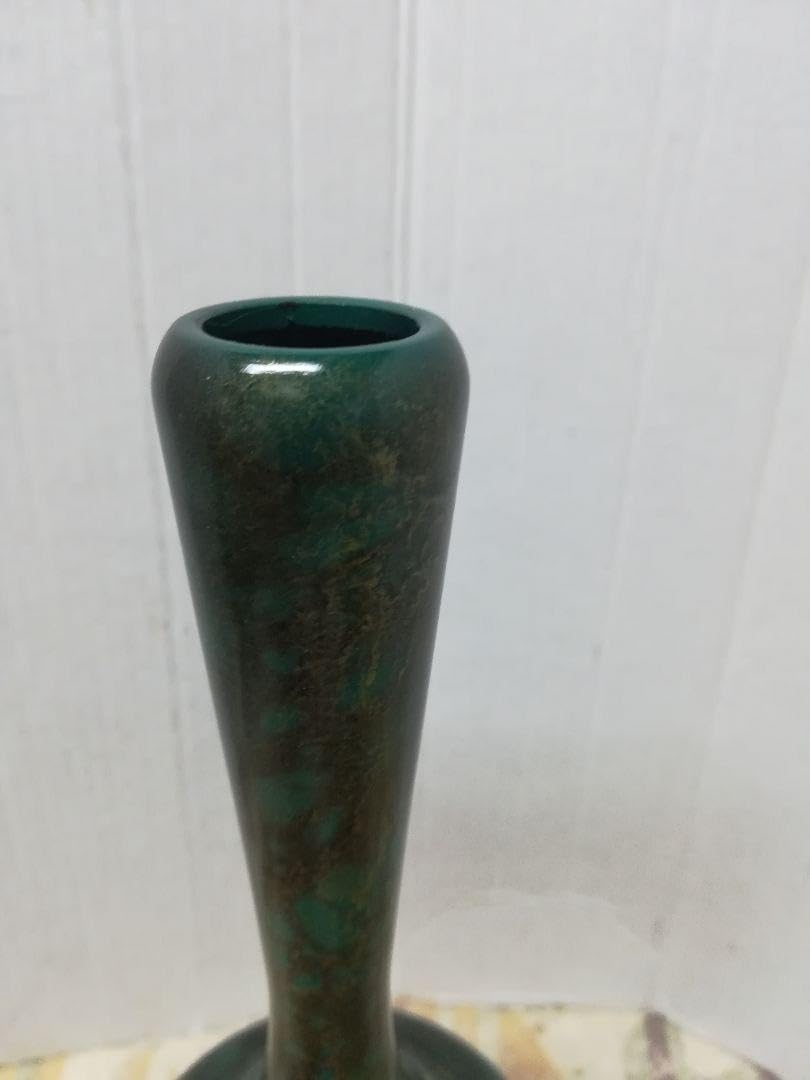 青銅花瓶　菊紋入り Amazon.co.jp: 青銅花瓶菊御紋 : ホーム＆キッチン